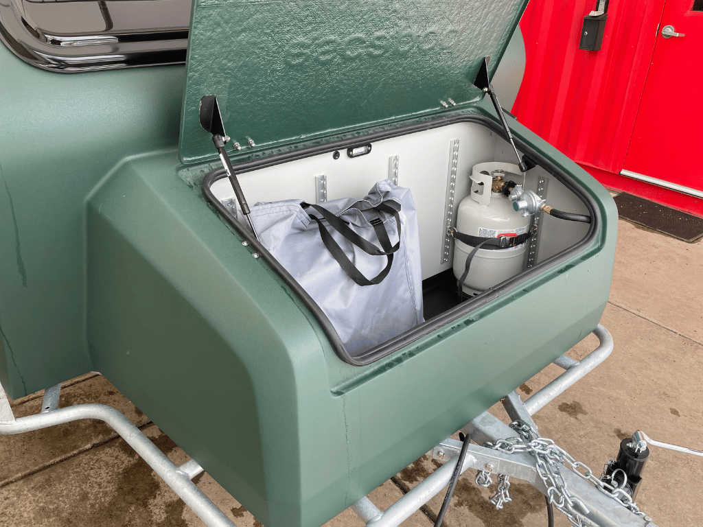 Tongue box of an offroad teardrop trailer