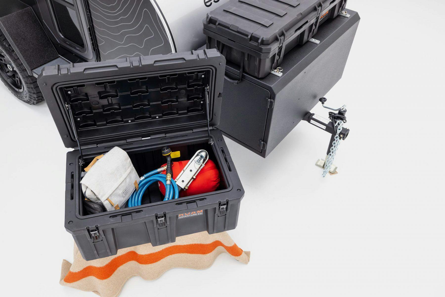 An image displaying the different types of tongue deck set ups: tongue box, ROAM box, or a tongue box with a ROAM box mounted on top for storage.